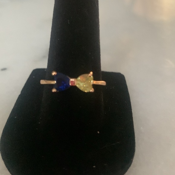 NEW  HIGH END 18k Rose Gold Plated Hearts Ring with Blue and Yellow Stones. #8 - Picture 6 of 14